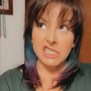 Meet your Posher, April